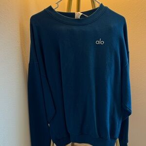 ALO Yoga Men's Crewneck Sweatshirt in Teal Blue